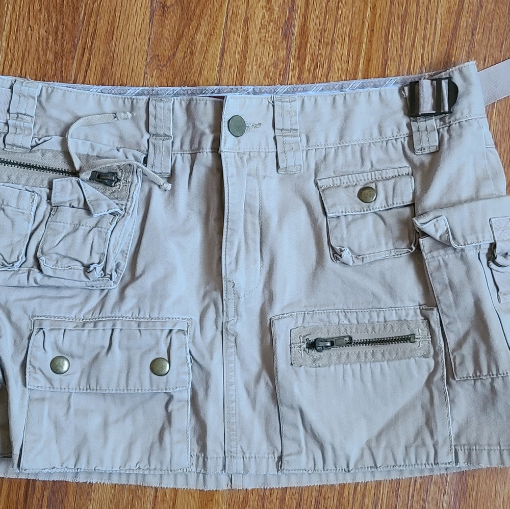 Hollister Tan cargo skirt